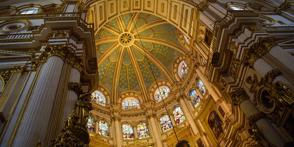 Explore Granada Cathedral
